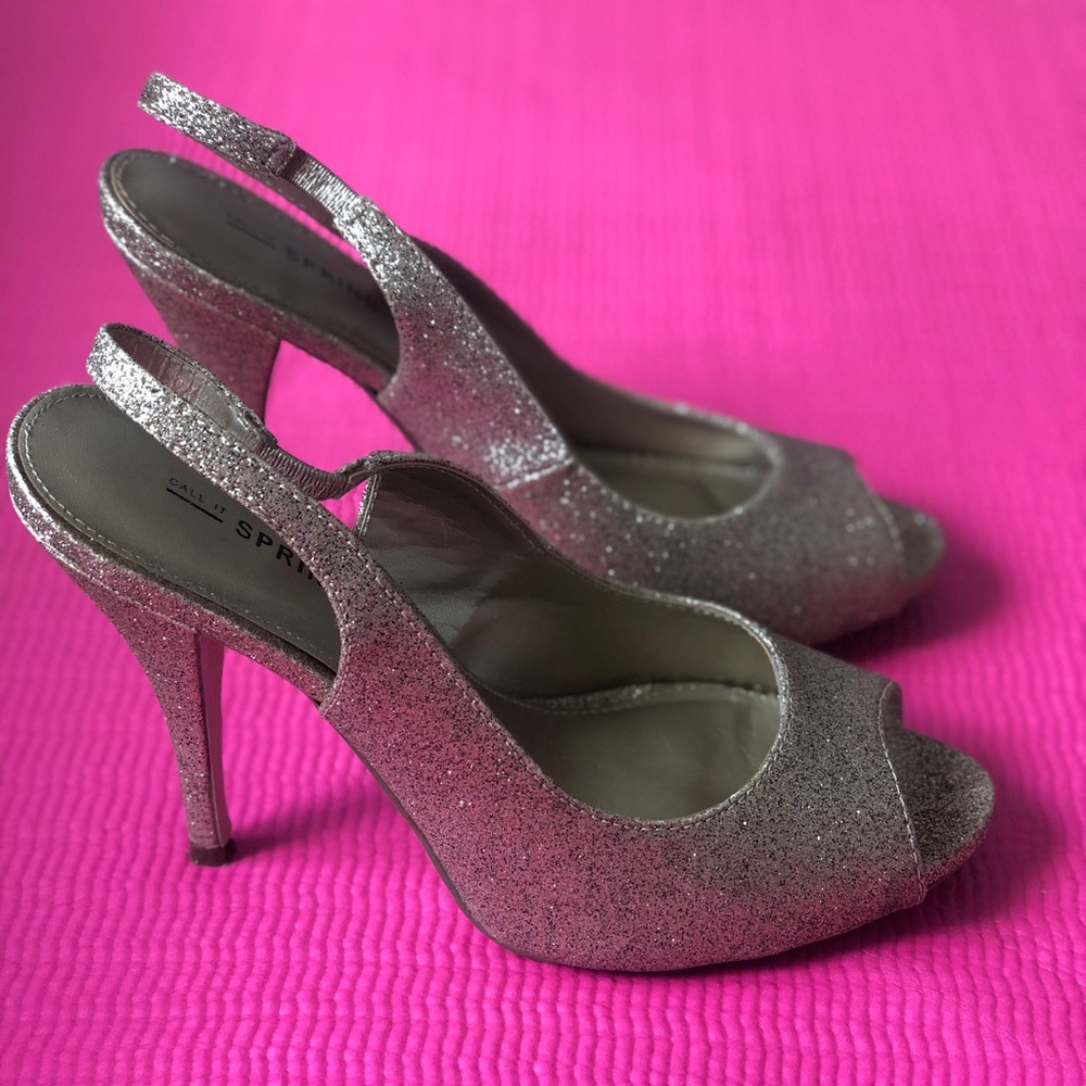 Call it Spring! glitter blush heels - Picture 3 of 6